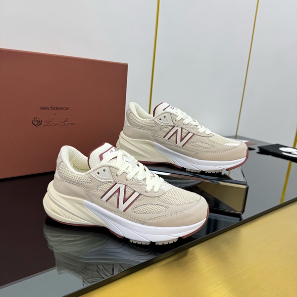 スーパーコピーブランド靴側面デザイン